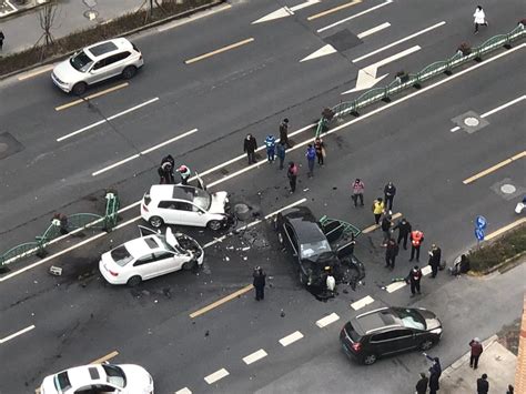 上海今日新闻头条车祸