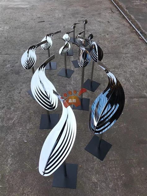 上海抽象不锈钢造型雕塑艺术摆件