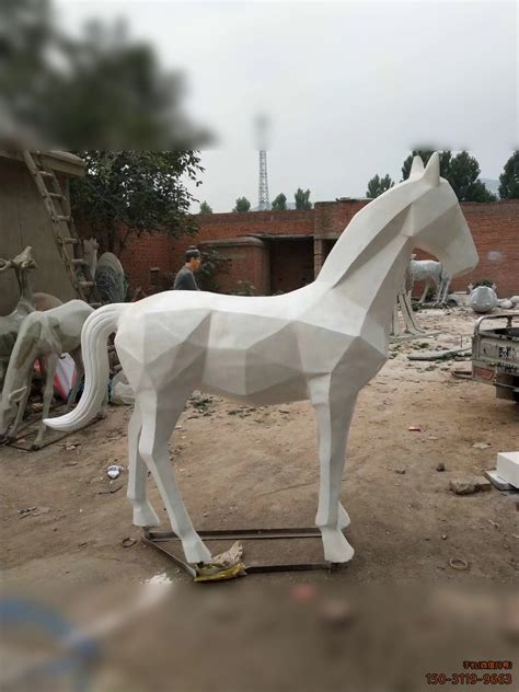 上海玻璃钢动物雕塑价格