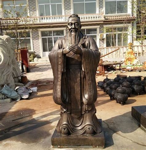 上海铸铜孔子雕塑加工价格