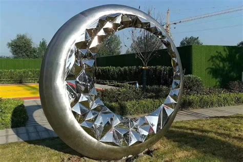 不锈钢圆形艺术雕塑