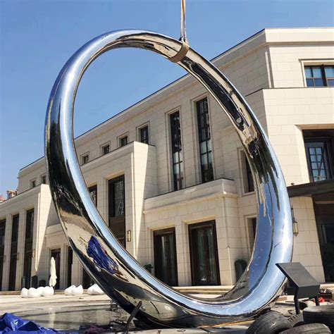不锈钢广场圆环雕塑