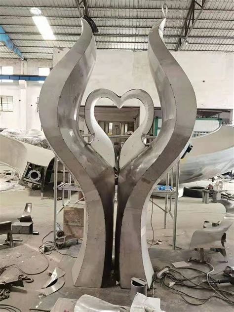 不锈钢雕塑加工制造