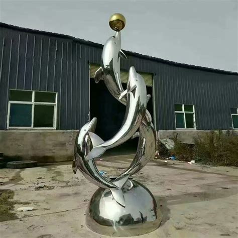 不锈钢雕塑找客户