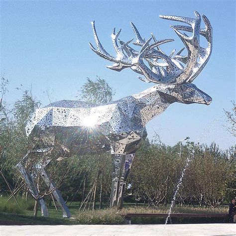 不锈钢雕塑鹿群