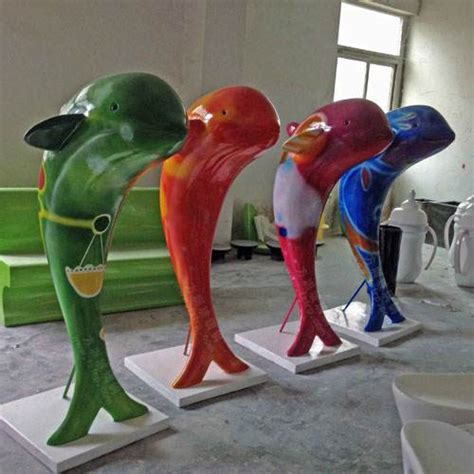 东营校园玻璃钢雕塑公司