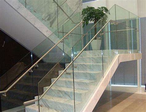 东营钢化玻璃楼梯联系方式