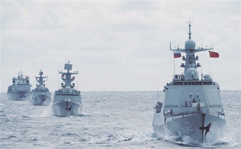中俄海军编队分航