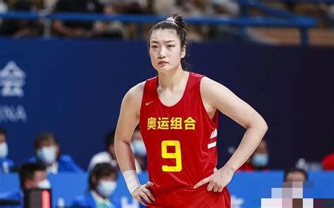 中国女篮李梦最新动态