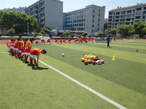 中国校园足球培训学校