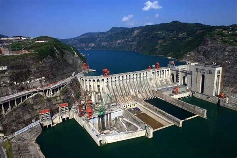 中国现在在建的大型水电站