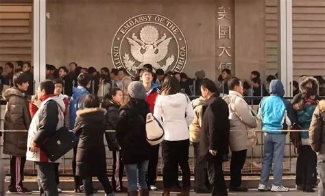 中国留学生赴美签证受限