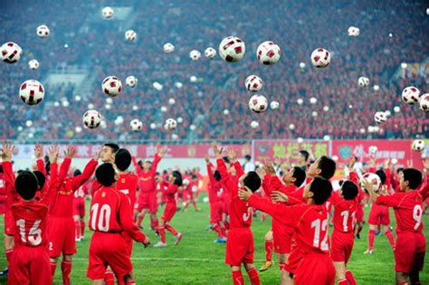 中国足球联赛现状