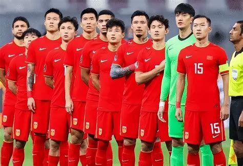 中国足球队1:2输叙利亚