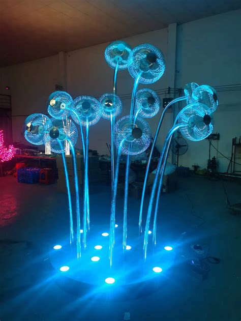 中山玻璃钢雕塑灯