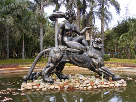 云南公园雕塑多少钱