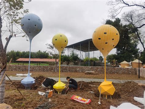 云浮玻璃钢气球雕塑厂