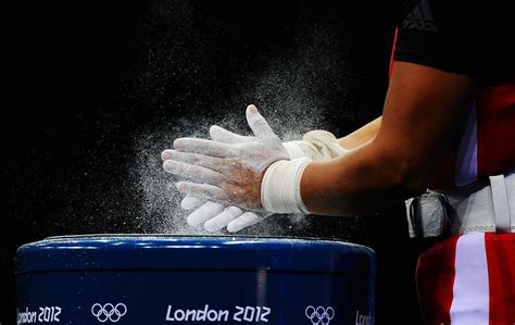 体操运动员可以用镁粉吗