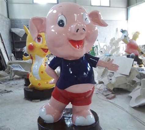 佛山玻璃钢猪雕塑
