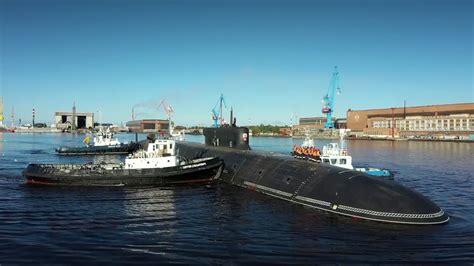 俄太平洋舰队接收两艘核潜艇