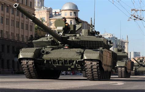俄罗斯交付最新坦克