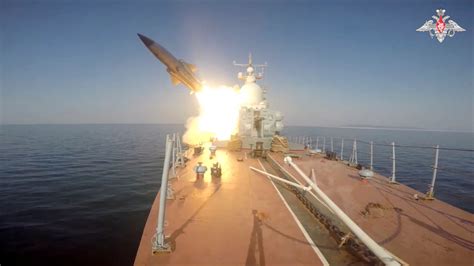 俄罗斯向日本海试射导弹