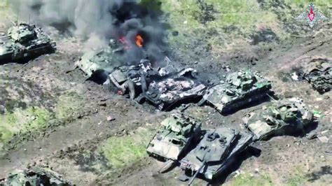 俄罗斯坦克被击中二次爆炸