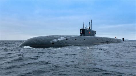 俄罗斯海军接收两艘潜艇