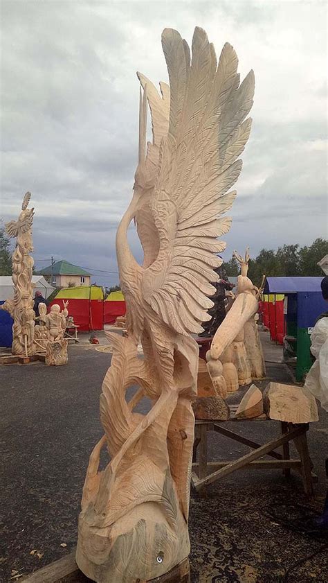 俄罗斯现代木质雕塑