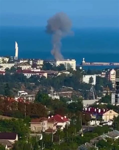 俄罗斯黑海舰队总部被袭击视频