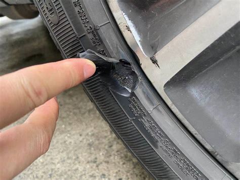 偶尔刷一次轮胎油会伤轮胎吗