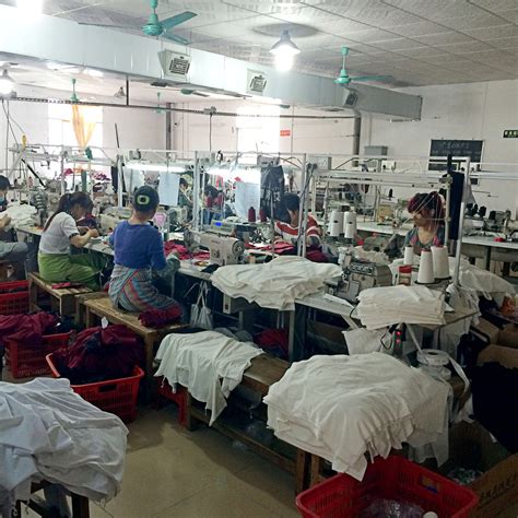 制衣厂厂长平均工资