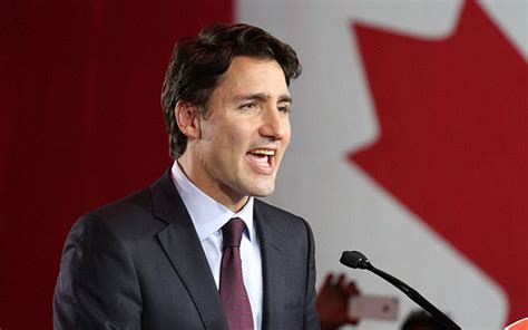 加拿大总理救灾被怼