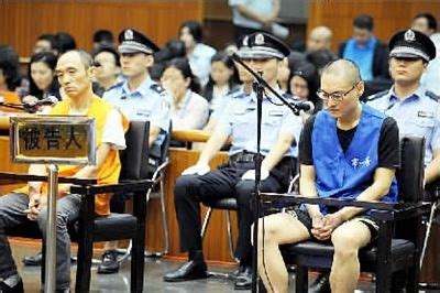 北京摔童案庭审现场视频