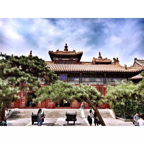 北京雍和宫很有名很灵验