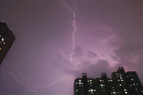 北京雷电蓝色预警中雨到大雨