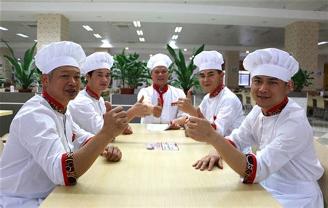 北京餐饮人员外包服务公司
