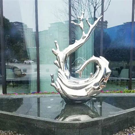 南京制作不锈钢雕塑厂家供应