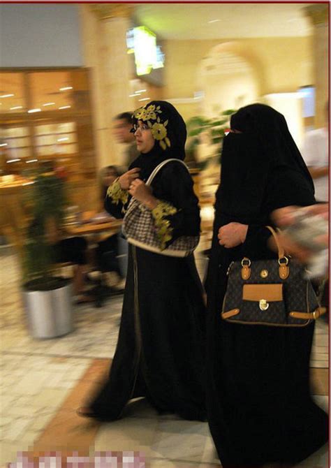 卡塔尔女人的真实生活