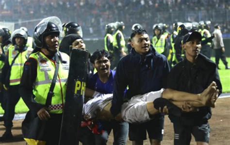 印尼球迷发生冲突伤亡人数增加