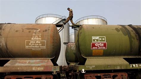 印度向俄购买打折石油