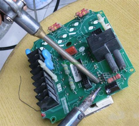 变频器电路板测量方法