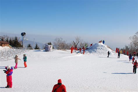 哈尔滨亚布力滑雪
