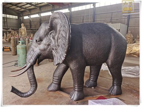 哈尔滨大象雕塑制作