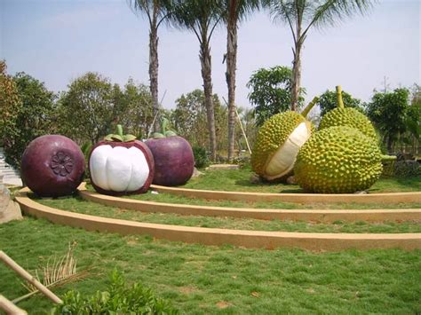 哈尔滨水果组合雕塑制作