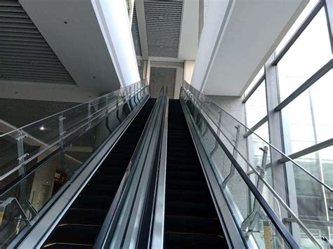 商场电动扶梯防护网
