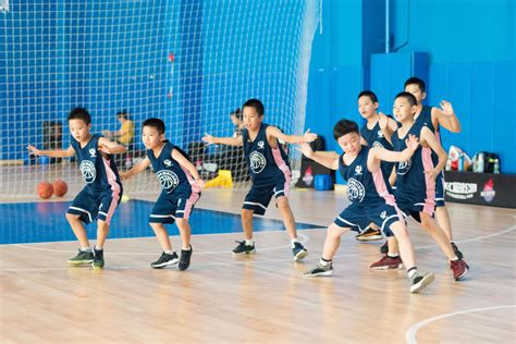 国内青少年篮球训练