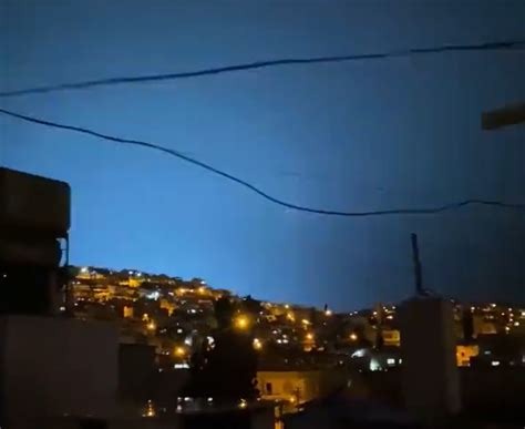 土耳其地震时为什么伴有蓝光