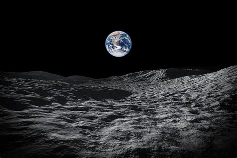 在月球上遥望地球图片