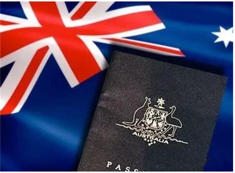 在澳洲拿到绿卡回国还要办签证吗